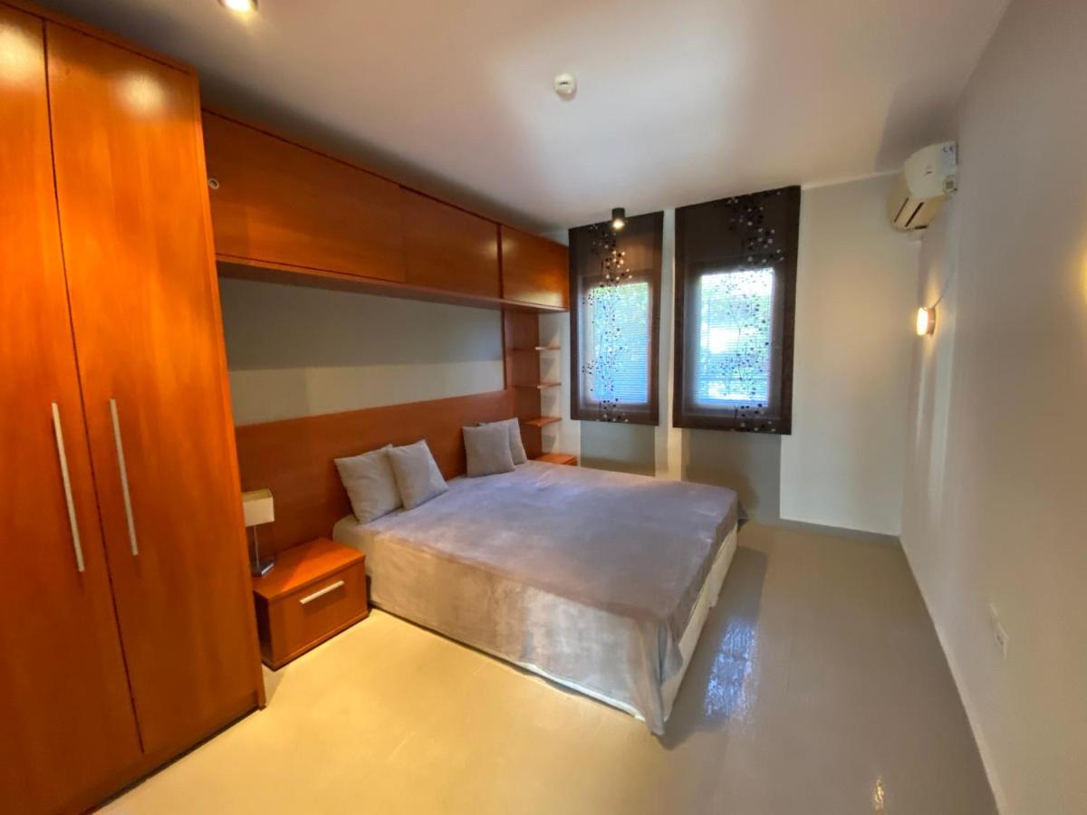 Marina Cape Superior Apartment Ахелой Екстериор снимка